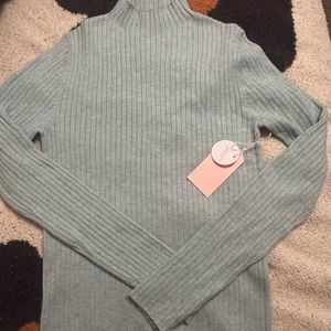 Blashe Los Angeles high neck sweater